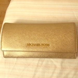 Michael Kors Continental Long Wallet